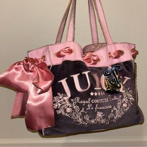 🌟 SOLD 🌟 Juicy Couture Daydreamer Bag